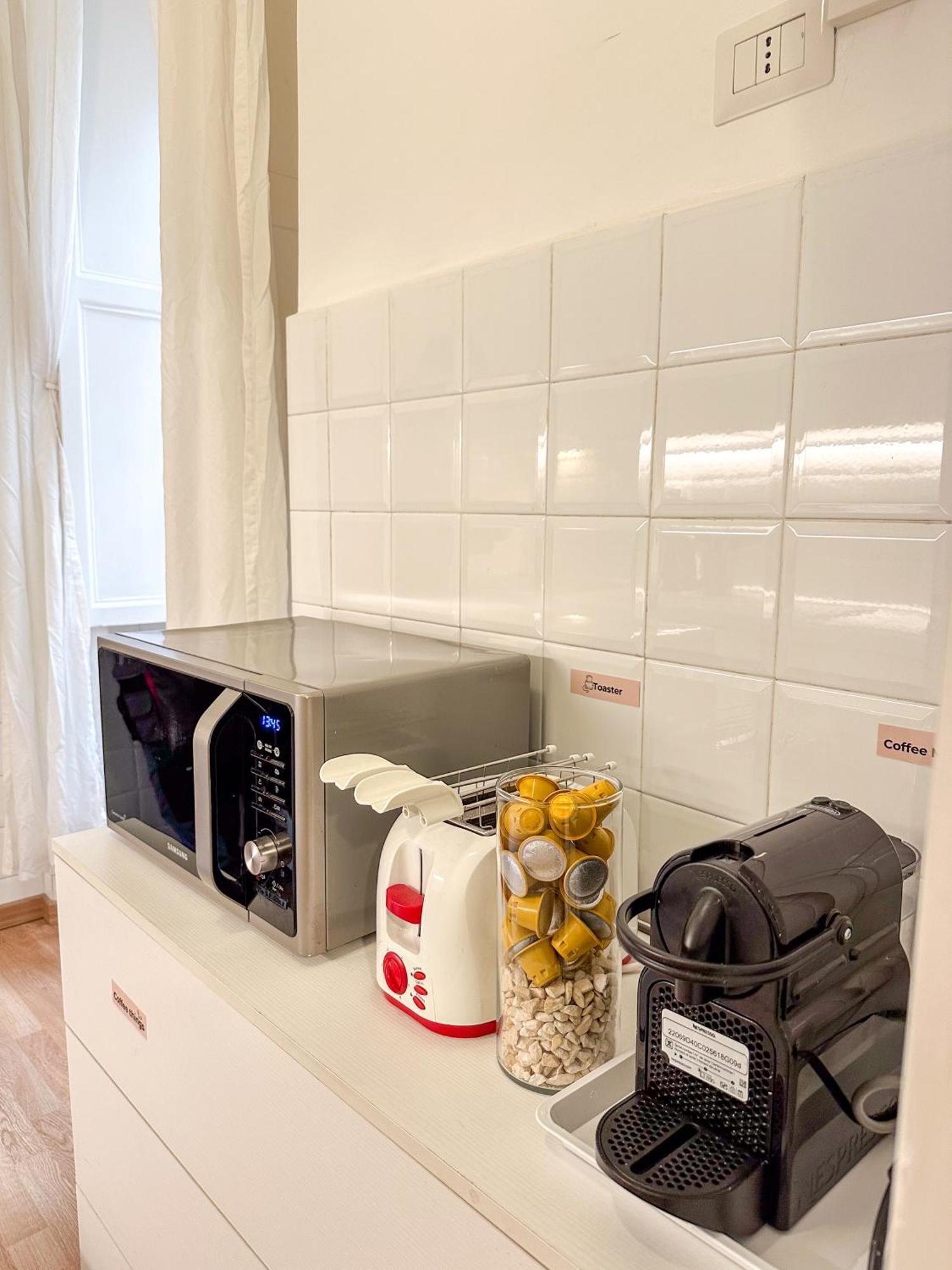 Apartment By The Colosseum - White Chic Flats Roma Dış mekan fotoğraf